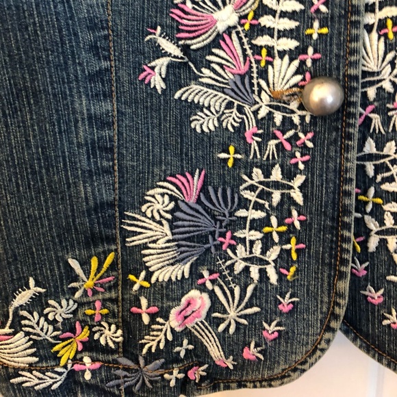 Jackets & Blazers - Embroidered Jean jacket